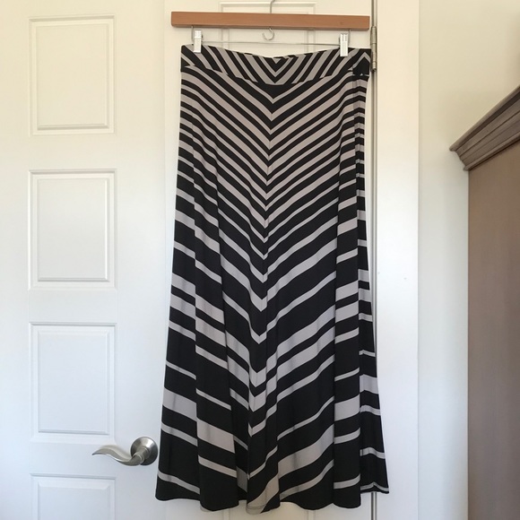 Full-Length Striped Skirt - Picture 2 of 4